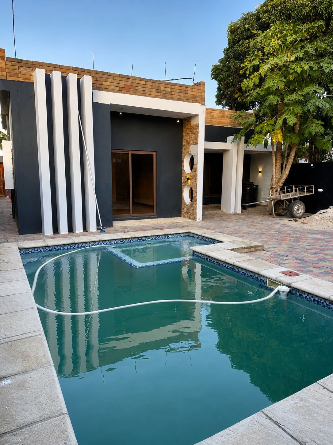 Arrenda-se Luxuosa T3 no CMC